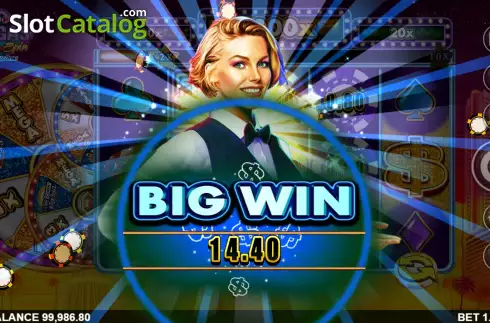 Οθόνη5. Triple Vegas Mega Spin Κουλοχέρης