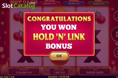 Οθόνη6. Hot Cash Hold 'n' Link Κουλοχέρης
