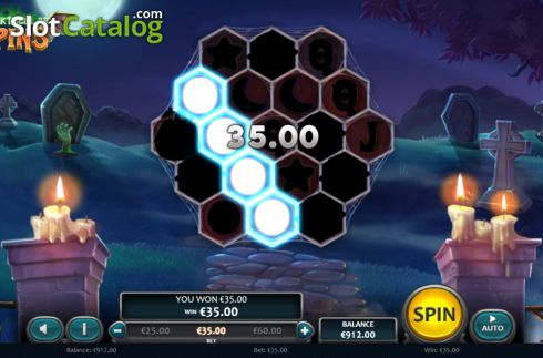 Οθόνη3. Spooktacular Spins Κουλοχέρης