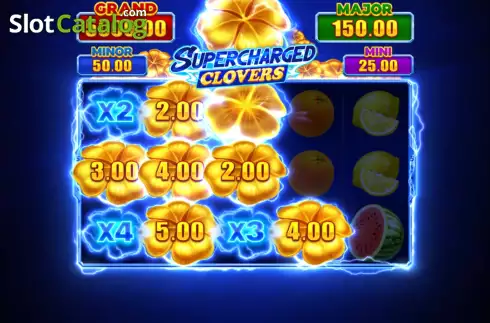 Οθόνη9. Supercharged Clovers: Hold and Win Κουλοχέρης