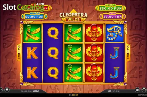 Οθόνη2. Cleopatra Wilds: Hold and Win Κουλοχέρης 