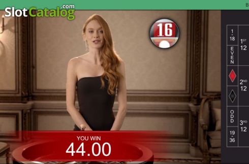 Οθόνη5. Real Roulette with Holly Κουλοχέρης